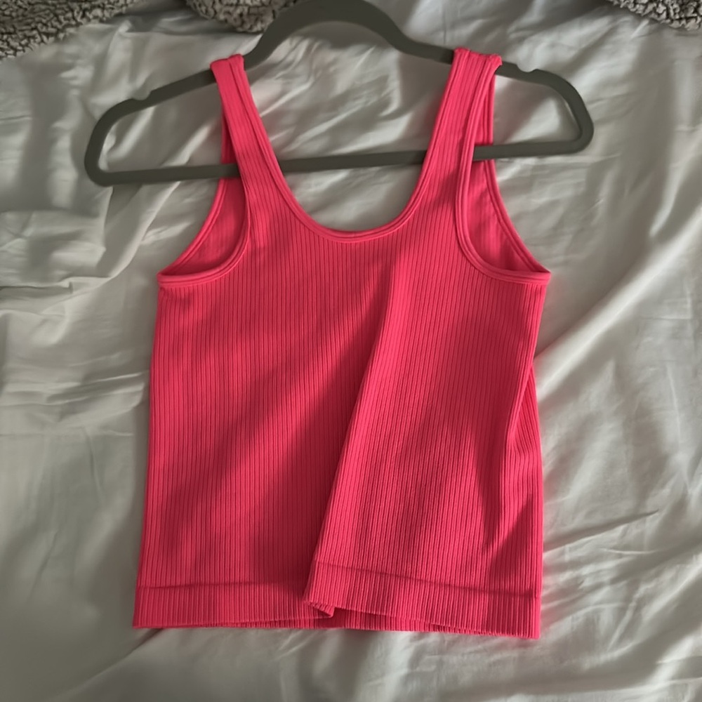 Pink Ribbed Tank Top - Picture 2 of 2